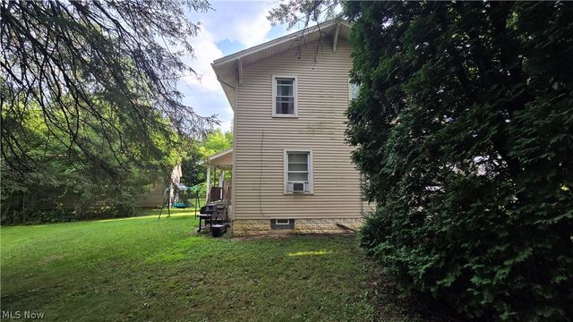 442 Poland Avenue, Struthers, OH 44471