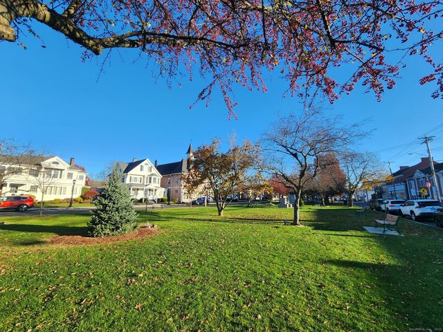 233 Broad Street, Milford, CT 06460