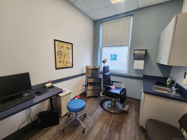 233 Broad Street, Milford, CT 06460