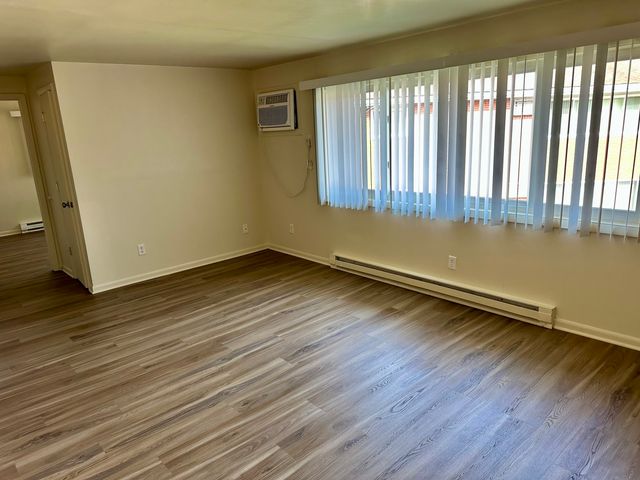 1735 E Duane Boulevard 4, Kankakee, IL 60901