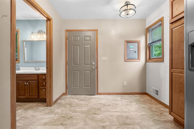 11065 E Indian Lake Drive, Vicksburg, MI 49097