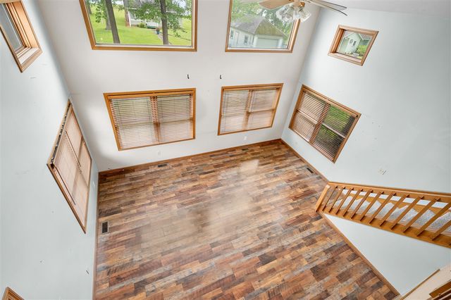 11065 E Indian Lake Drive, Vicksburg, MI 49097