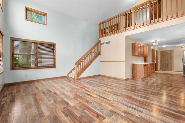 11065 E Indian Lake Drive, Vicksburg, MI 49097