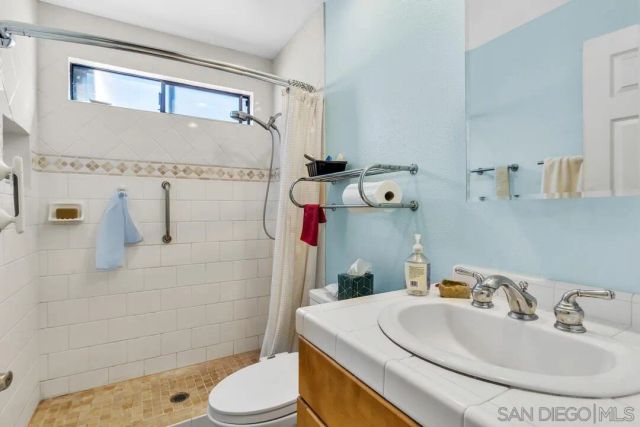 15902 Camino De Oro, Valley Center, CA 92082