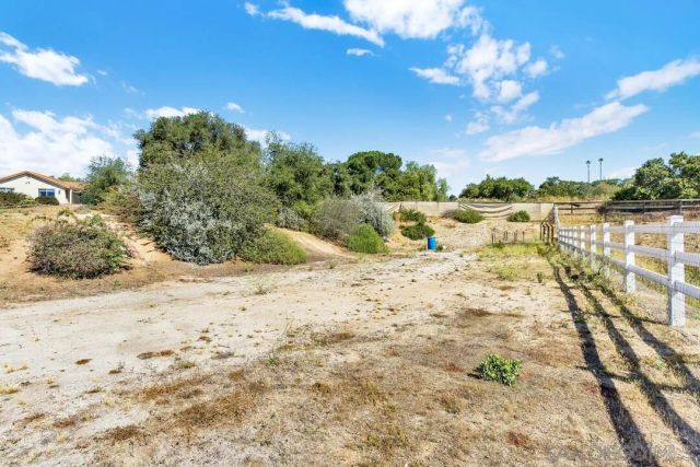 15902 Camino De Oro, Valley Center, CA 92082