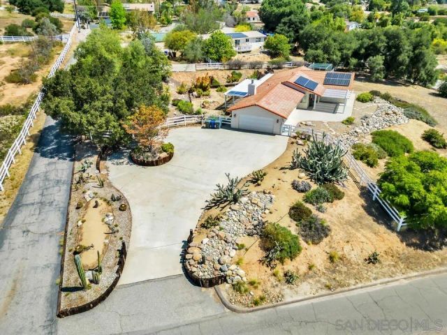 15902 Camino De Oro, Valley Center, CA 92082