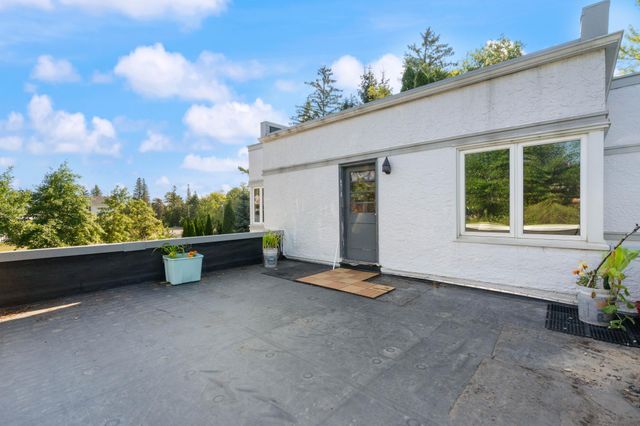 4631 London Road, Duluth, MN 55804