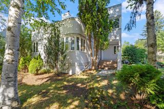 4631 London Road, Duluth, MN 55804