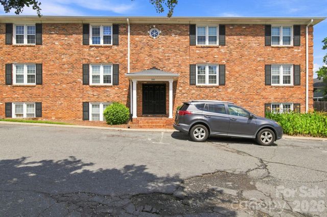 920 Mcalway Road F, Charlotte, NC 28211