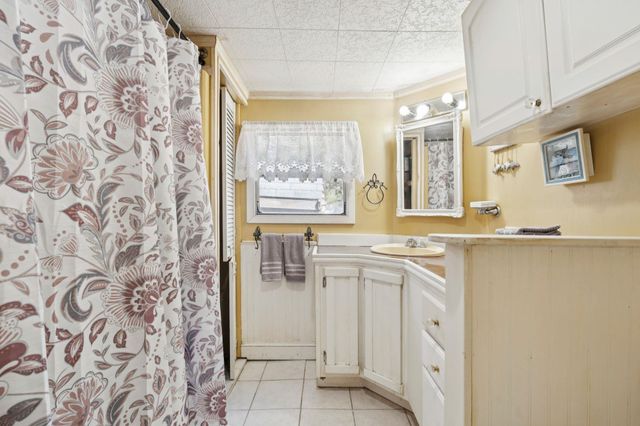 67 Periwinkle Drive, Rochester, NH 03868