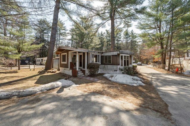 67 Periwinkle Drive, Rochester, NH 03868