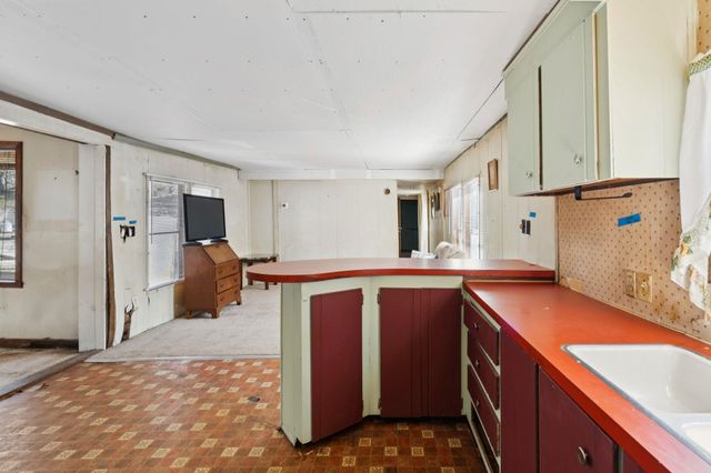67 Periwinkle Drive, Rochester, NH 03868
