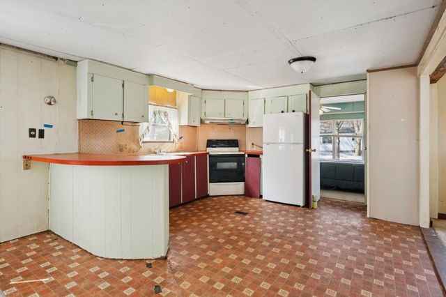67 Periwinkle Drive, Rochester, NH 03868