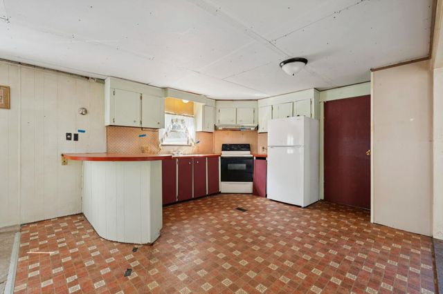 67 Periwinkle Drive, Rochester, NH 03868