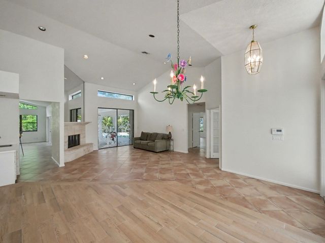 6108 Winding Lake Drive, Jupiter, FL 33458