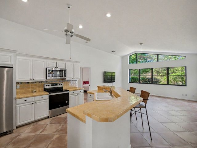 6108 Winding Lake Drive, Jupiter, FL 33458