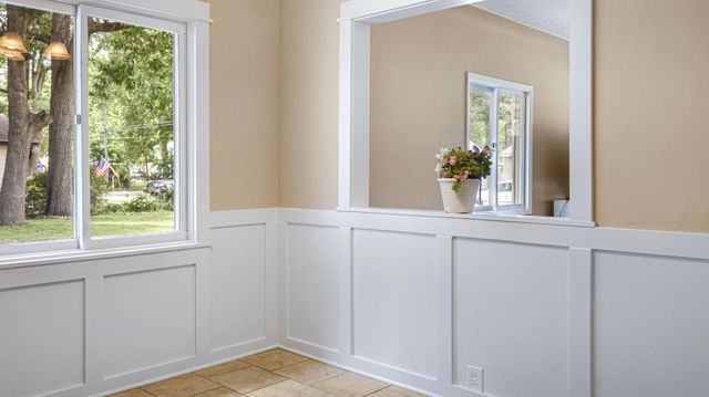 319 Holly Street Sw, City Of Wyoming, MI 49548