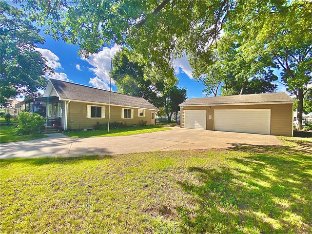 319 Holly Street Sw, City Of Wyoming, MI 49548