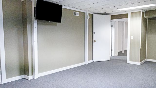 319 Holly Street Sw, City Of Wyoming, MI 49548