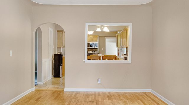 319 Holly Street Sw, City Of Wyoming, MI 49548