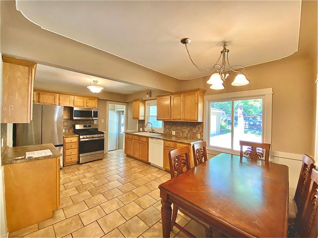 319 Holly Street Sw, City Of Wyoming, MI 49548