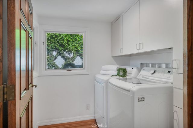 857 6th, Manhattan Beach, CA 90266