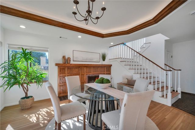 857 6th, Manhattan Beach, CA 90266