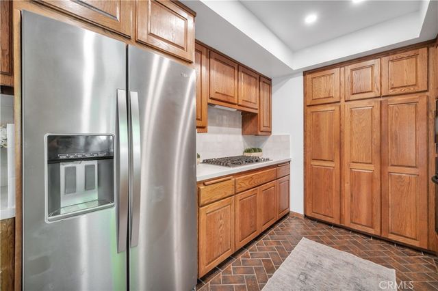 857 6th, Manhattan Beach, CA 90266