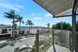 857 6th, Manhattan Beach, CA 90266