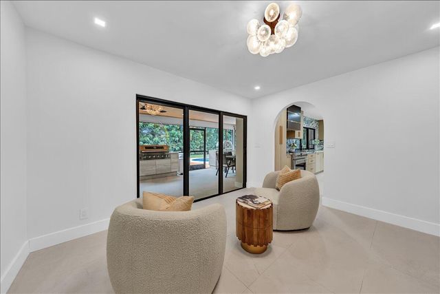 342 N FAIRWAY N, Tequesta, FL 33469