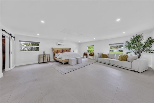 342 N FAIRWAY N, Tequesta, FL 33469