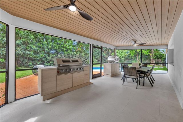 342 N FAIRWAY N, Tequesta, FL 33469