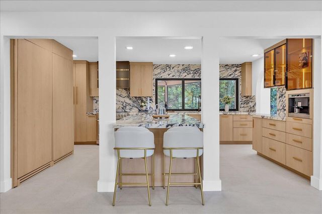 342 N FAIRWAY N, Tequesta, FL 33469