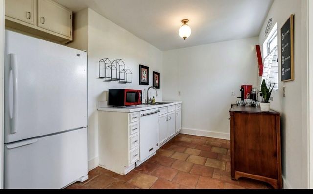 2021 Bluebonnet Drive, Fort Worth, TX 76111