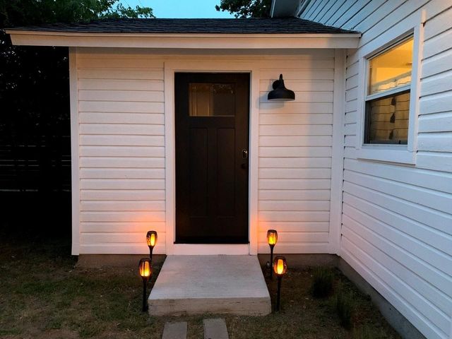 2021 Bluebonnet Drive, Fort Worth, TX 76111