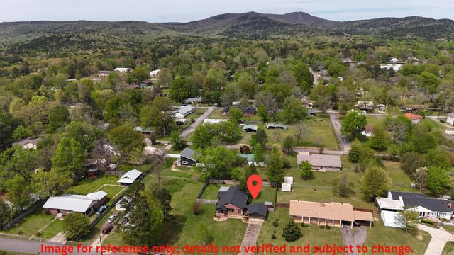 1809 Church Ave, Mena, AR 71953