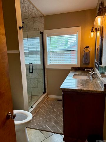 1809 Church Ave, Mena, AR 71953