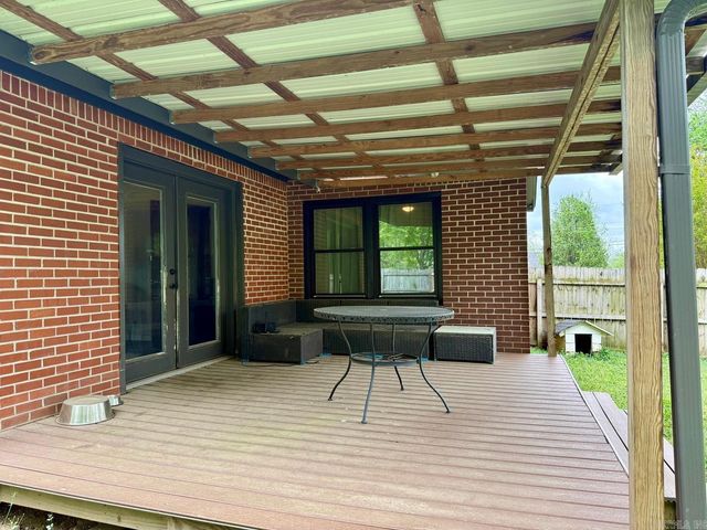 1809 Church Ave, Mena, AR 71953