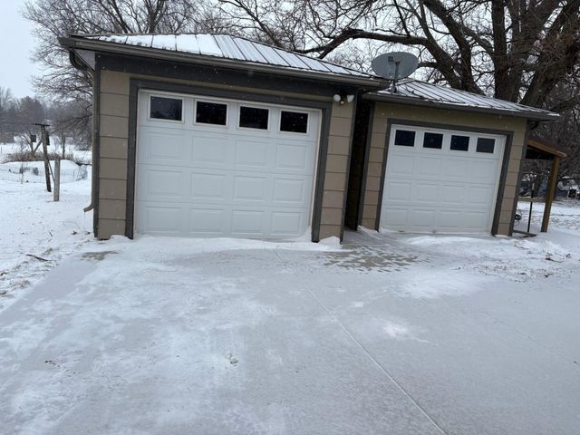 655 4th Avenue, Mountain Lake, MN 56159