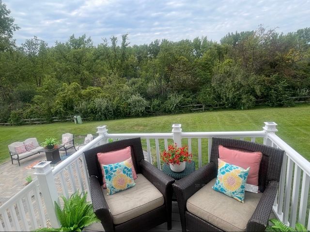 7650 Pineview Lane, Frankfort, IL 60423