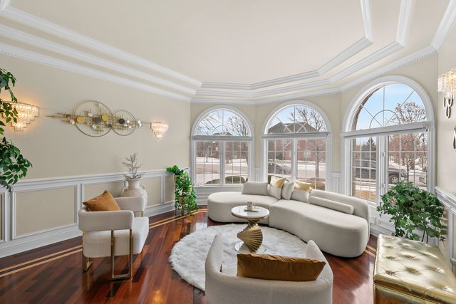 7650 Pineview Lane, Frankfort, IL 60423