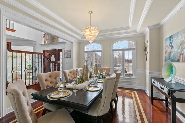 7650 Pineview Lane, Frankfort, IL 60423