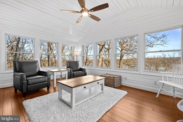 6 SKYVIEW CT, Stafford, VA 22554