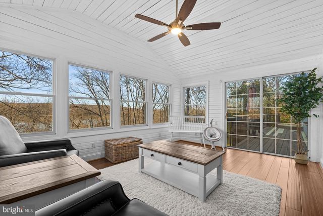 6 SKYVIEW CT, Stafford, VA 22554