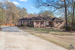 314 Briarmoor Drive, Warner Robins, GA 31088