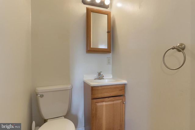 3032 TUNNEL HILL RD, Lebanon, PA 17046