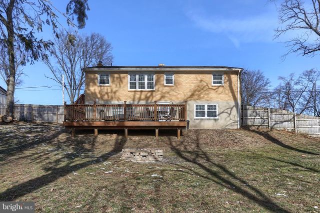 3032 TUNNEL HILL RD, Lebanon, PA 17046