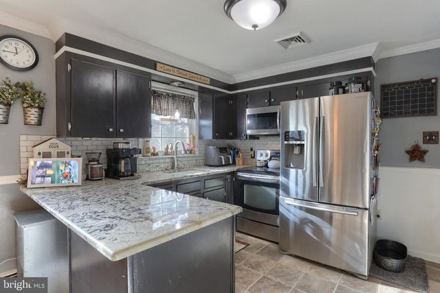 3032 TUNNEL HILL RD, Lebanon, PA 17046