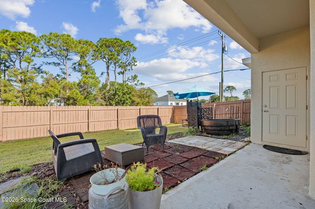 1397 Towton Street SE, Palm Bay, FL 32909