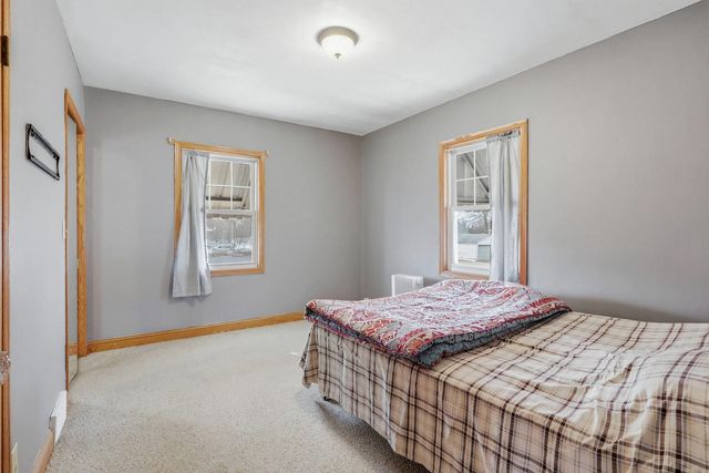 325 23rd Street, East Moline, IL 61244